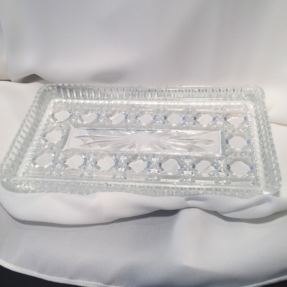 Vintage 1940s Clear Pressed Glass Rectangle Windsor Pattern Vanity Dish - Picture 9 of 14